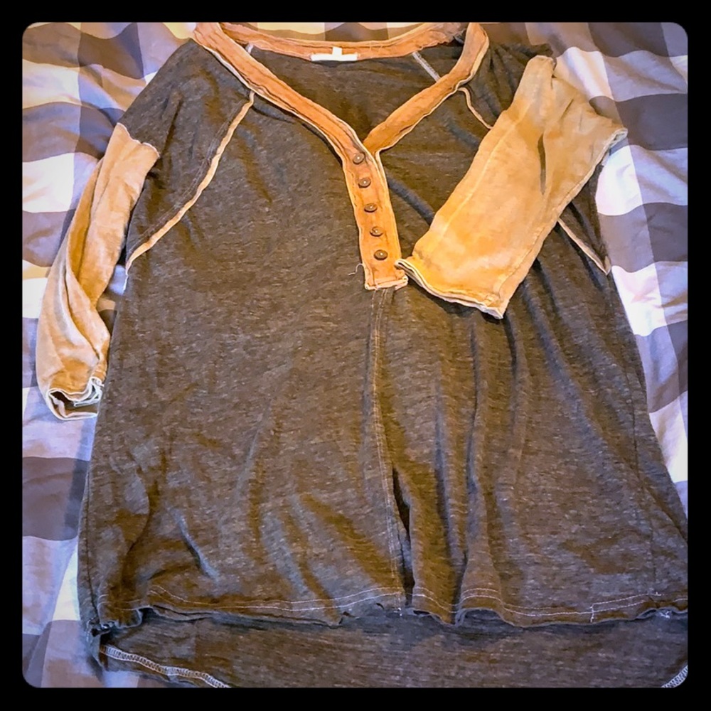 Gilded intent distressed shirt from the buckle